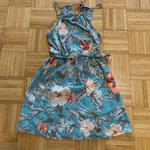 NWOT Dynamite Floral Halter Dress - Picture 1 of 3
